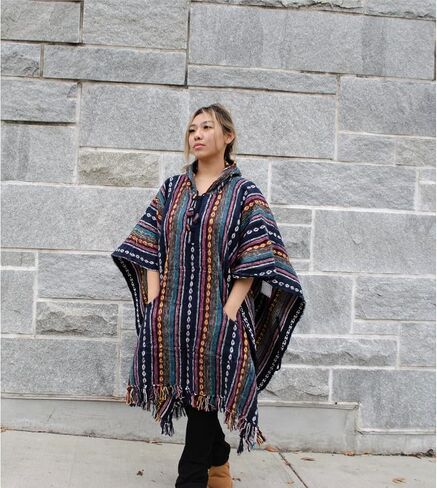 Nepalese Poncho Usisex - 100 ٪ Cotton Baja Hoodie | حجم واحد يناسب كل | سترة الهبي مع إغلاق الرباط على الطراز المكسيكي المعطف (قوس قزح) in Kuwait