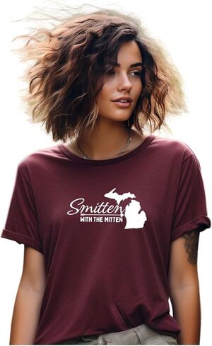 Michigan - Smitten With The Mitten T-Shirt - 100% Cotton Unisex (L, Sky Blue) in Kuwait