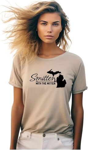 Michigan - Smitten With The Mitten T-Shirt - 100% Cotton Unisex (L, Sky Blue) in Kuwait
