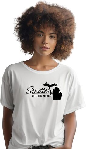 Michigan - Smitten With The Mitten T-Shirt - 100% Cotton Unisex (L, Sky Blue) in Kuwait