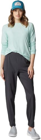 Columbia Women's PFG Uncharted Pull on Pant in Saudi Arabia