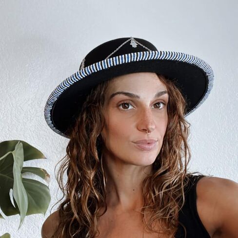 Felta Fedora Hat للنساء - مصنوع يدويًا مصنوعًا يدويًا مع حافة مخرمة - Hamsa Hand - Cobalt Blue - Black Fall Hat - Festival Fashion in Saudi Arabia