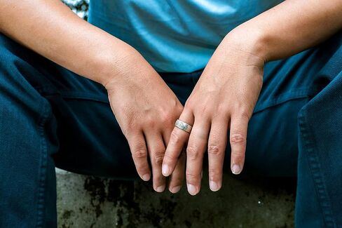 حلقة قابلة للتعديل اليدوي الفضي اليدوي من نيبال (ثمانية رمز ميمون ، قابل للتعديل) in Saudi Arabia