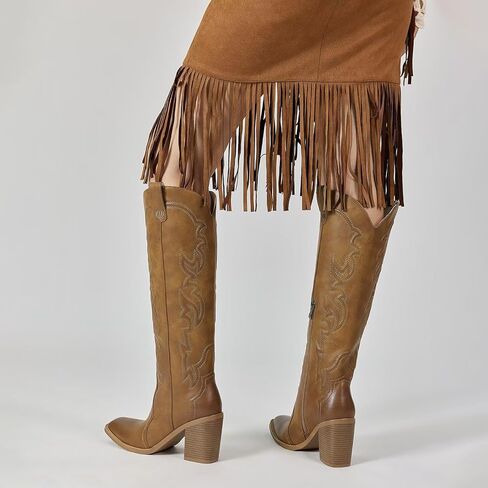 أحذية راعية البقر بنية عالية للركبة من ويت كيس للنساء، أحذية رعاة البقر مطرزة بكعب مكتنز أحذية غربية طويلة مريحة للنساء in Kuwait