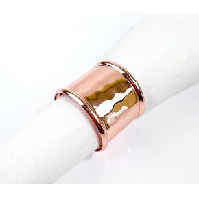 Fennco Styles Metallic Hammered Design Metal Napkin Rings, Set of 4 - Copper Napkin Holders for Home, Dining Room, Banquet, Family Gathering, Holiday and Special Occasion