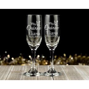 Personalized Quinceanera Toasting Flutes-Butterfly Design -Set of 2 glasses for toasting - 15th Birthday Gift - Mis 15 Anos - Sweet 15