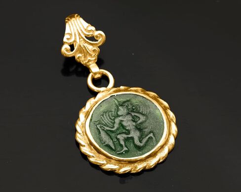 Aphrodite Goddess Signet Intaglio قلادة 24K Gold Vermeil 925 Sterling Silver Rope Twist Twist قلادة قلادة فضية مصنوعة يدويًا. in Kuwait