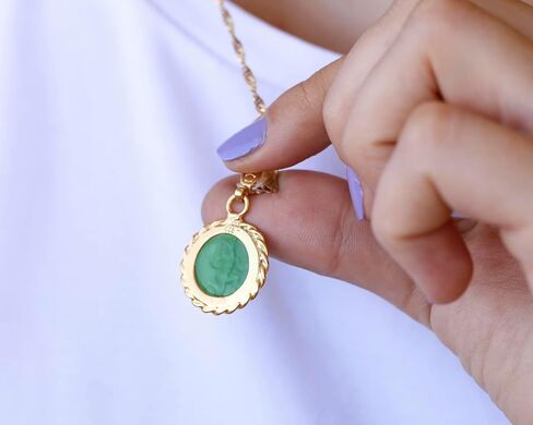 Aphrodite Goddess Signet Intaglio قلادة 24K Gold Vermeil 925 Sterling Silver Rope Twist Twist قلادة قلادة فضية مصنوعة يدويًا. in Kuwait