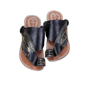 Womens Black Leather Sandals ~ SandCruisers ~ Traditional Arabian Sandals ~ Great for Outdoors, Beaches, Parks, Lakes and Earthing!