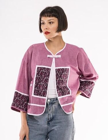 الورود حمراء بواسطة Iyana Ki ~ Cardigan الكتان in Saudi Arabia