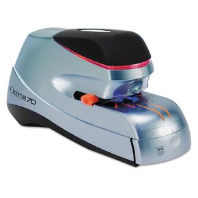 S7048210 Acco Optima 70 Electric Stapler ، سعة 70 ورقة ، أسود/فضي