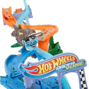 Hot Wheels Toy Car Track Set, RacerVerse Jurassic World Crash & Splash Playset with Die-Cast Velociraptor Vehicle, Dinosaur Race with Spinosaurus
