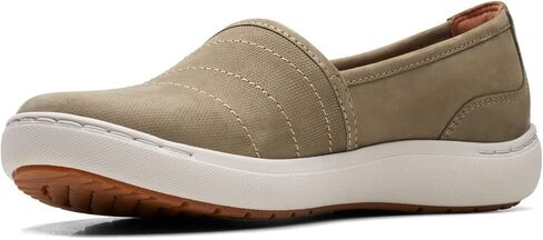 Clarks Women's Nalle Violet Loafer, Grenadine Leather, 9 in Saudi Arabia
