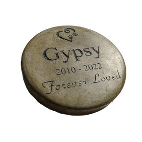Custom Engraved Pet Memorial 7.5" Diameter Forever Loved