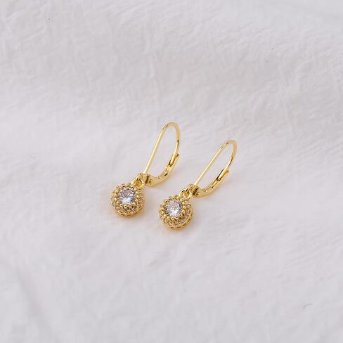 ToHeart Gold Clover Earrings for Womens 14K Gold Clover Hoop Earrings Lightweight Four Leaf Clover Earrings Gifts Bff Birthday in Kuwait