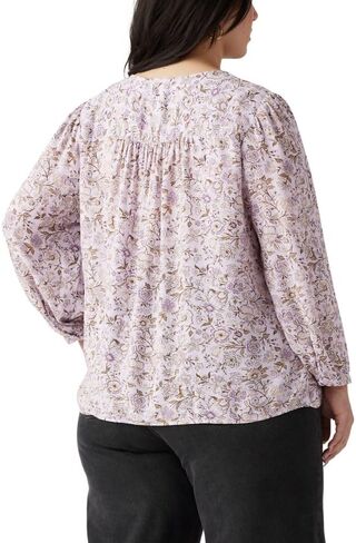 Levi's Women's Halsey Blouse (Also Available in Plus) in Saudi Arabia
