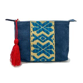 Makeup bag "Cecilia", made by Jühue Artesanal, artisan makeup bag made in Mexico, Blue makeup bag, Hand embroidery, Embroidered makeup bag, Mexican embroidery, Handmade, Bag for cosmetics.