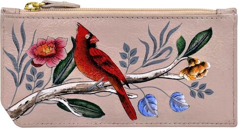 أنوشكا أغنية الأرض النسائية in Kuwait