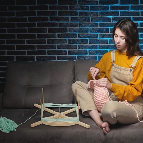 Benecreat Portable Amish Style Yarn Winder Swift ، أداة تشطيب NeedleCraft ذات سطح المكتب مع قاعدة بيضاوية للصوف والغزل والتطريز in Kuwait