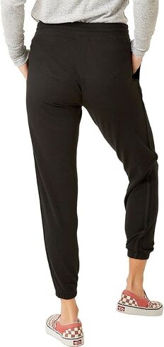 Carve Designs Women's Chelsea Jogger in Saudi Arabia