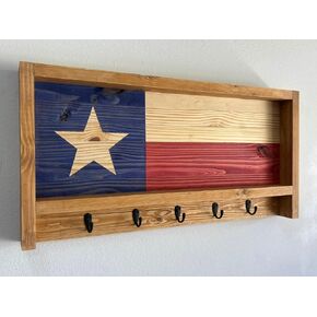 Rustic Texas Flag Wall-Mounted Coat Rack and Hat Rack – Wooden Entryway Organizer with 5 Black Metal Hooks, Farmhouse Decor for Keys, Hats, and Jackets (Burnt)
