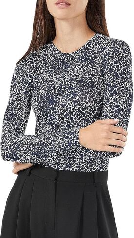 BCBGMAXAZRIA Women's Fitted Top Long Sleeve Crew Neck Knit Shirt in Saudi Arabia