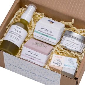 Self Care Gift Basket for Mom: New Mommy Care Package Pampering Gift Set with Bath Accessories and Natural Skincare Products. Our Spa Day Kit for Women is the ideal Birthday Gift Basket for her.