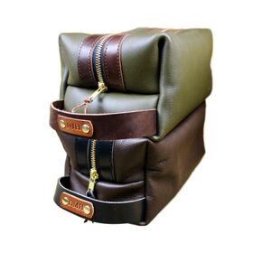 Leather Dopp Kit Free Personalization | Leather Shave Kit for Men or Women | Leather Toiletry Bag | Custom Leather Travel Bag | Groomsmen gift