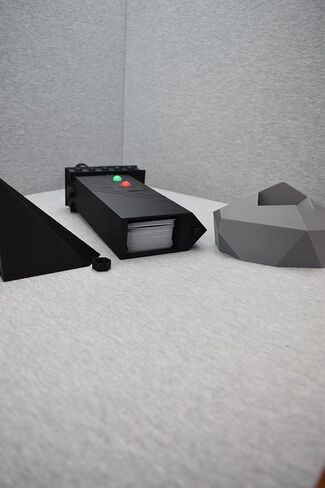 Buster Sword Deck Box - FF7 Deck Box - MTG Deck Box - Dice Container - Deck Storage - Deck Display - تخزين لعبة البطاقة in Kuwait