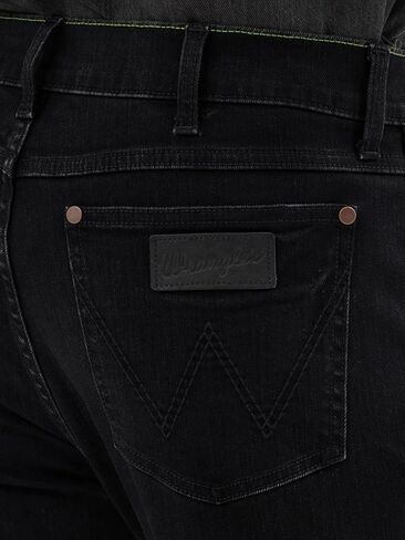 Wrangler Men's Retro Slim Fit Straight Leg Jean, Bozeman, 29W x 34L in Saudi Arabia