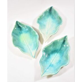 Earthen Vessels Pottery, Stoneware Hydrangea Leaf Dish Set In Soft Spring Greens