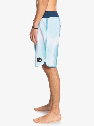 Quiksilver Men's Standard Surfsilk Scallop 19 Boardshort Swim Trunk Bathing Suit in Saudi Arabia