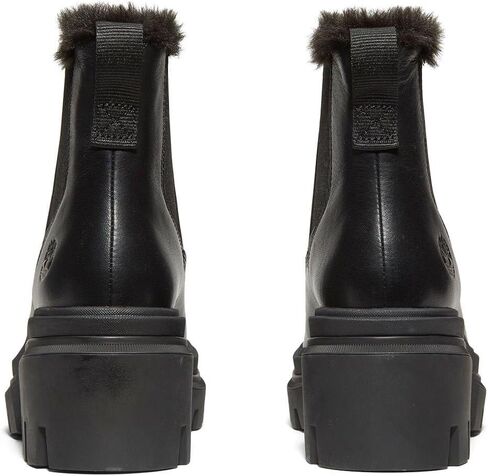 حذاء Everleigh للسيدات من Timberland ذو بطانة دافئة متوسطة الحجم in Saudi Arabia