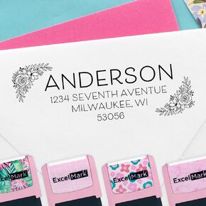 Excelmark Figuredized Pink Return Address Stamp - تخصيص مع عنوانك واختيار من 10 أنماط حاملة أنيقة (حافة أوراق الشجر)