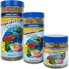 Aquatic Foods Inc. Premium Tropical Fish Fish ، لأسماك الملاك ، والأسماك ، والحاملين الحية ، و Loaches ، و Gouramis ، و Cichlids ، وجميع الأسماك الاستوائية. شملت كريات من 12 نوعًا ورقائق 4 من النوع 2.65 أوقية