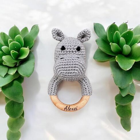 Crochet Animal Baby Baby حشرجة الموت - حلقة خشبية | خيارات الفيل والفلفو والزرافات الشخصية in Saudi Arabia