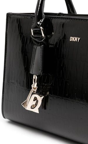 DKNY شنطة ساتشيل من بيري، تشينو/توفي in Saudi Arabia