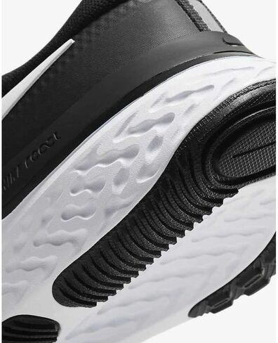 Nike Women's React Miler Casual Running Shoe, Platinum Tint/Bright Chrimson 010, 11 in Saudi Arabia