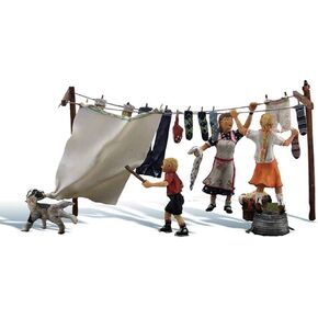 Wash Day Getaway (3 Figures, Dog & Accessories) HO Scale Woodland Scenics