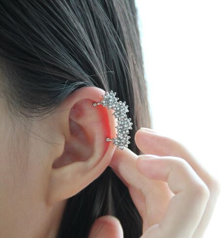 Elegant Floral Cluster Ear Cuffs Classic Rhinestone Flower Crawler Fake Earrings Sparkle Crystal Climbers Cuff Earrings Cartilage Ear Wrap Non Piercing Earrings for Wedding Bridal in Kuwait