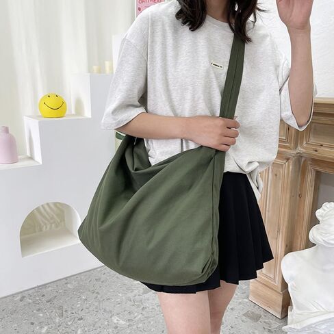 حقيبة حمل من القماش القطني، حقيبة كتف هوبو للنساء مع حزام قابل للتعديل، إغلاق بسحاب in Kuwait