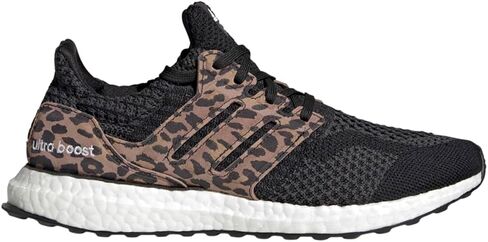 حذاء Ultraboost 5.0 DNA للسيدات من Adidas، أسود أساسي/أسود أساسي/كربون in Saudi Arabia