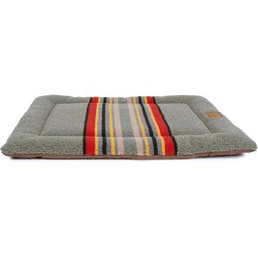 Pendleton Mineral Umber Comfort Cushion كبيرة in Kuwait