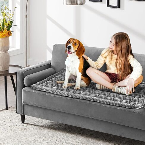 Non-Slip Dog Bed Mat for Car, Backseat Pet Bed Mat, Fuzzy Dog Seat Cover for Car Back Seat Soft and Comfortable, Backseat Extender Pet Blanket for SUV & Truck (23.6 x 51.2 Inch, Grey) in Saudi Arabia