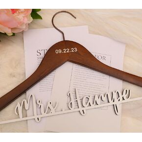 Bride hanger, wedding hanger, wood engraving,personalized bride hanger, lady hanger, custom hanger, honor maid, bridesmaid, The doctor hangers，Gift-giving hangers