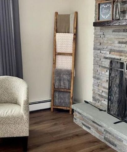 5 Foot Wooden Blanket Ladder (Dark Walnut) in Saudi Arabia
