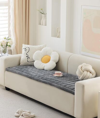 Couch Cover for Dogs Washable, Fuzzy Pet Cover for Sofa, Covers for 3 Cushion Couch Pet Friendly, Non Slip Dog Bed Mat Blanket (White, 27.6x59.06 inch) in Kuwait