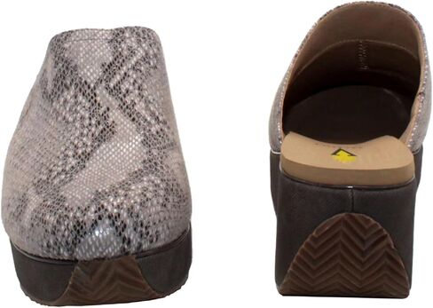 VOLATILE Women's Belmont Wedge Sandal in Saudi Arabia