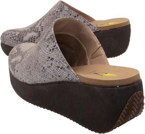 VOLATILE Women's Belmont Wedge Sandal in Saudi Arabia