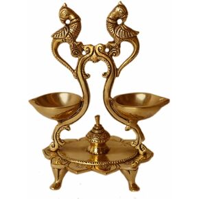 مصباح Diya النحاسي التقليدي Puja Lotus Feet Pooja Set Oil Deepak - النحاس الطاووس Diya Jyoti Deepak مصباح الزيت الفتيل لبوجا، معبد المنزل، تحفة فنية، ديكور المنزل، هدية، ومهرجان ديوالي in Kuwait
